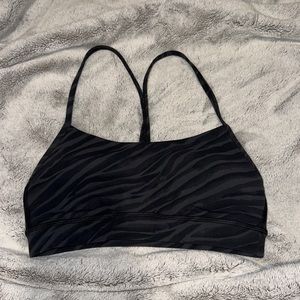 Lululemon Flow Y Sports Bra size 4
